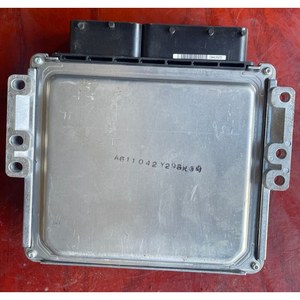 ชุดควบคุมเครื่องยนต์ (ECU) และชุดควบคุมระบบเกียร์ (ECM) มือสองของ Delphi สำหรับ SsangYong Rexton รุ่น 672 540 21 32 อะไหล่รถยนต์ - Product Image 1