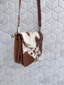 Nuevo Bolso Bandolera de Piel Vacuna con Parches y Cierre de Broche, para Uso Diario, para Mujer - Product Image 3