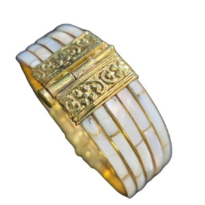 Fabriqué à la main Vintage Rectangle Mère Perle Agate Bracelet Pliable Naturel Shell Bijoux Bracelet pour Noël Halloween - Product Image 4