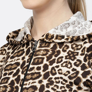 ชุดวอร์มลำลองแบบมีฮู้ดพิมพ์ลายดิจิทัลสำหรับผู้หญิงทรงหลวม ปรับแต่งได้ ชุดออกกำลังกายขายดี เสื้อผ้าฤดูหนาวสำหรับผู้หญิง - Product Image 3