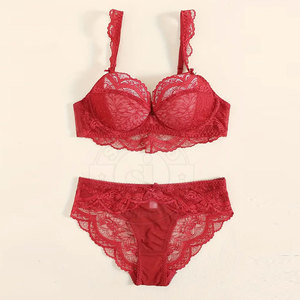Conjunto de lencería elegante para mujer, diseño de encaje, material suave, ajuste cómodo, perfecto para ropa de dormir y ropa romántica - Product Image 2