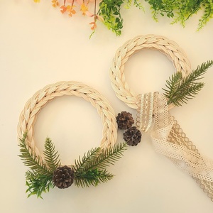Guirlande de Noël naturelle en rotin, ornement de Noël très vendu, couronnes de Noël tressées - Product Image 6
