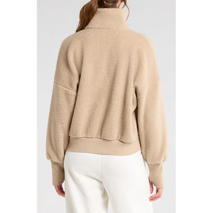 Sudadera con capucha de forro polar beige de cuello alto para mujer, manga larga, corte regular, para invierno - Product Image 3