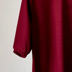 T-shirt personnalisé de haute qualité en polyester/coton tricoté 360g, prix fabricant, logo personnalisé imprimé, couleur unie, col en V, manches courtes, unisexe - Product Image 6