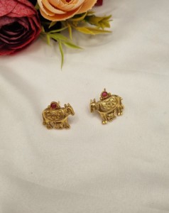 Cow Motif Necklace With Coordinating Earrings South <b>Indian</b> Temple Jewelery <b>Set</b> Gold Plated Brass Based Jewelery <b>Set</b> Manufacturer - Product Image 5