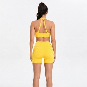 Ensemble de vêtements de sport pour femmes, haut de sport à col halter, short de cycliste taille haute, vêtements de fitness - Product Image 2
