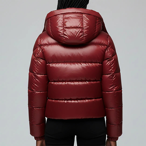 เสื้อแจ็คเก็ตพัฟเฟอร์สีแดง มีฮู้ด คอตั้ง กันลม เสื้อโค้ทลำลองสำหรับฤดูหนาว ทรงปกติ บุด้วยโพลีเอสเตอร์ ซิปด้านหน้า มีโลโก้ - Product Image 6