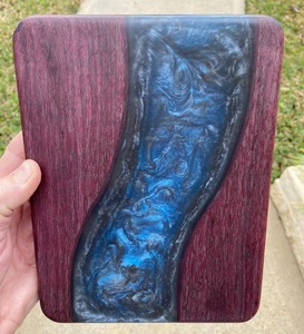 เขียงไม้เรซิ่นลายแม่น้ำสำหรับเสิร์ฟอาหาร  งานแฮนด์เมดสุดหรู  เขียงไม้เคลือบอีพ็อกซี่สำหรับเป็นของขวัญ - Product Image 1