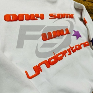 เสื้อฮู้ดดี้พิมพ์ลายพัฟฟ์แบบกำหนดเอง ผ้าฝ้ายถัก 100% ทรงโอเวอร์ไซส์ สตรีทแวร์ ผ้าฟลีซหนานุ่ม สำหรับผู้ชายและผู้หญิง - Product Image 4