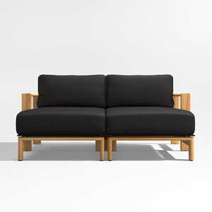 Lit de repos Amora en teck massif de haute qualité avec finition naturelle et coussins, adapté à une utilisation en intérieur ou en extérieur - Product Image 2