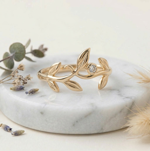 Anillo de Gema Verde Hecho a Mano, Joyería de Moda, Colección de Lujo para Bodas, Diseño Nupcial Alternativo - Product Image 1