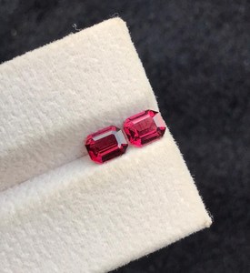 Piedra de granate roja natural sin calentar, corte esmeralda, rodolita, piedra suelta para la fabricación de pendientes y joyería. - Product Image 3