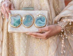 Pochette en résine structurée avec poignée en métal – Meilleure pochette personnalisée en résine, artisanat indien, pour femme – Promotionnelle - Product Image 2