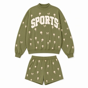 Sweat-shirt à col montant imprimé avec appliqué personnalisé, pull en molleton bouclette à épaules tombantes et ensemble short pour femme - Product Image 2