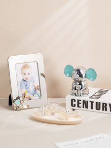 Winko <b>ELEPHANT</b> Zinc Alloy Metal Photo Frame 10x15cm 3D <b>Elephant</b> Design Eco-friendly for Modern Elegant Cream Epoxy Nickel - Product Image 3
