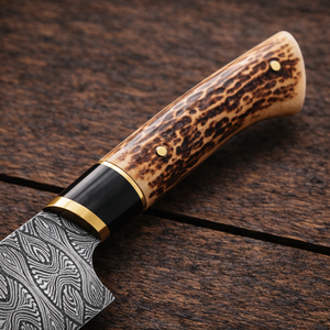 Cuchillo Deshuesador de Acero de Damasco, Cuchillo de Cocina de Chef con Grabado en la Hoja, Estilo Vintage, Ecológico, con Mango de Cuerno para Uso en la Cocina - Product Image 3