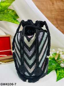 Sac Potli Rouge Bohème à Fermeture Magnétique, Broderie Géométrique, Détail Pompon, Lin de Luxe, Sac à Main pour Femme pour Mariage et Soirée GW4106-6 - Product Image 6