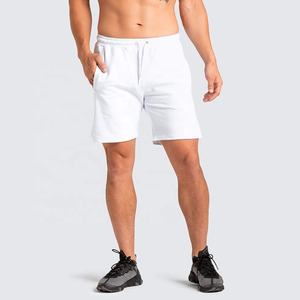 Pantalones cortos de playa transpirables de verano, pantalones cortos de entrenamiento de poliéster 100% con bolsillos, pantalones cortos de poliéster para hombre - Product Image 1