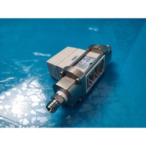 SMC PF2W720T-N03-27 Digital Liquid Flow Switch Used As Is Legacy Semiconductor Equipment Parts - Product Image 6