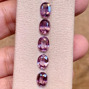 Spinelle naturelle d'Inde, taille ovale, couleur violette, certifiée par un tiers, idéale pour la création de bijoux fins et de créations de bijoux de créateurs - Product Image 5