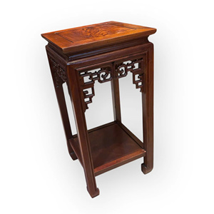 Socle carré en bois de Huong artisanal et durable pour autel et décoration intérieure – Vietnam - Product Image 1