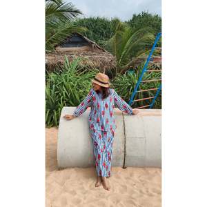 Conjunto de Salón con Rayas de Langosta para Mujer - Product Image 3