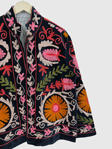 Veste en velours à col mandarin brodée à la main avec des motifs floraux, manches longues, style bohème chic, vêtements d'automne pour femmes, taille plus - Product Image 3