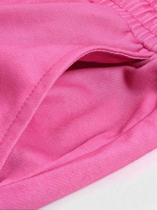 Ensemble de survêtement rose Y2K imprimé graphique, avec logo personnalisé, sweat à capuche zippé intégral et pantalon de survêtement ample, tenue 2 pièces - Product Image 5