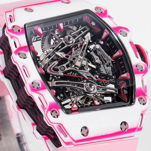 Caja de fibra de carbono de alta calidad con movimiento tourbillon esqueletizado, un elegante reloj mecánico de lujo unisex para un estilo casual de negocios. - Product Image 2
