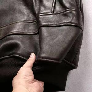 Chaqueta Bomber de Cuero Genuino de Piel de Vaca para Hombre con Cuello Alto, Cierre de Cremallera, Resistente al Viento, Estilo Urbano de Invierno, Corte Regular - Product Image 3
