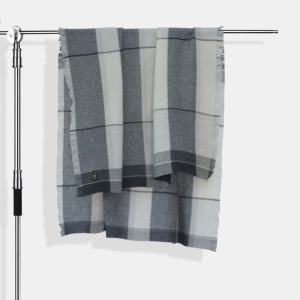 Manta de cachemira 100% mongola a cuadros 150*100cm - Product Image 1