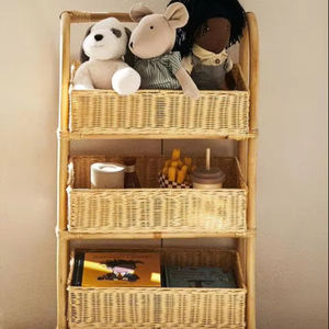 Étagère de rangement pour jouets à 3 niveaux pour enfants, en rotin naturel tressé, armoire de rangement pour poupées pour enfants. - Product Image 1
