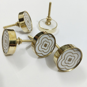 Tiradores de cajón de resina de oro y plata hechos a mano ajustables con marco de latón para armarios de cocina y vestidores de armario - Product Image 2