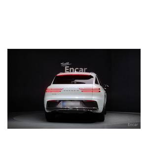 Genesis GV70 2024 2.5T Gasolina 24,971 km 2WD con Caja de Cambios Automática Asientos de Cuero Volante a la Izquierda Cámara Trasera - Product Image 4