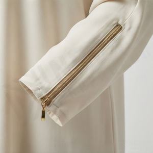 ชุดอาบายะห์อิสลามสำหรับผู้หญิงคุณภาพสูง ผ้าชีฟอง 100% ผ้าฝ้าย ไซส์ใหญ่ แฟชั่นทันสมัย สไตล์หรูหรา สีตามสั่ง - Product Image 5