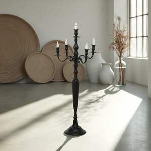 Candélabre en fer noir de luxe à cinq bras, finition mate, décoration d'intérieur, porte-bougie sur pied, design élégant au meilleur prix - Product Image 1