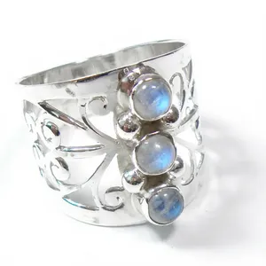Bague large artisanale en argent sterling 925 avec pierre de lune arc-en-ciel, design filigrane bohème vintage, trois pierres - Product Image 5