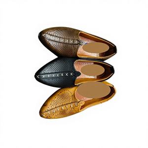 Zapatos Chalice de Cuero Genuino para Hombre, Estilo Tradicional Rajasthani, Hechos en India, Tendencia 2025, Impermeables - Product Image 2