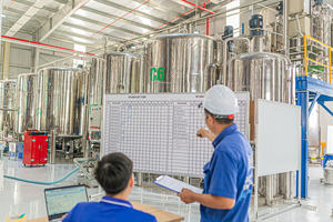 Liquide à lessive pour bébé bleu OEM |   Formule écologique, sûre et hypoallergénique |   Emballage de marque privée de 3 kg |   Entretien des tissus durables - Product Image 6