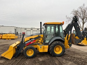 Chargeuse-pelleteuse robuste 320P 2023 X840080 Haute Performance Approvisionnement en gros - Product Image 3
