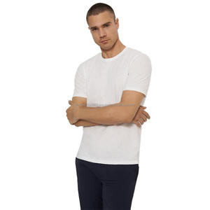 T-shirts pour hommes de haute qualité 100% coton Tissu tricoté Rehaussez votre garde-robe estivale Prix compétitifs pour un look estival parfait - Product Image 6