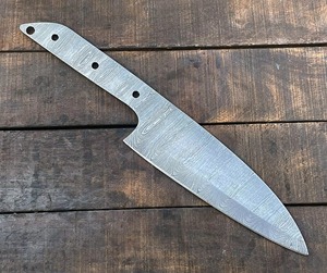 Cuchillo de Chef Artesanal Personalizado de Acero de Damasco con Hoja Entera y Punta Caída, Cuchillo Utilitario con Mango de Acero al Carbono de Grado Industrial - Product Image 5