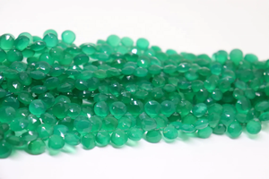 ลูกปัดรูปหัวใจเหลี่ยมเพชรพลอยสีเขียวนิลขนาด8-9มม. 8นิ้วลูกปัดหินโมราเจียระไนด้านข้างสำหรับทำเครื่องประดับ - Product Image 3