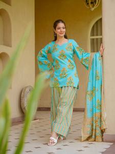 Ensemble de 3 pièces pour femmes, imprimé floral bleu turquoise, kurta, pantalon et dupatta, vêtements ethniques indiens, style traditionnel salwar. - Product Image 3