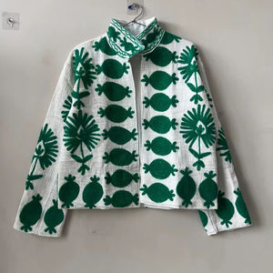 Manteau Duster Unisexe en Coton Matelassé Respirant Brodé Suzani Fait Main, Vêtement d'Extérieur Tribal d'Art Populaire pour Festival - Product Image 1