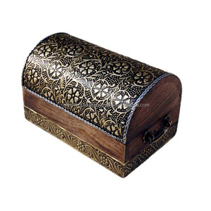 Boîte à bijoux en bois noir et or avec un design luxueux disponible en différents styles et tailles à des prix exceptionnels du fournisseur - Product Image 4