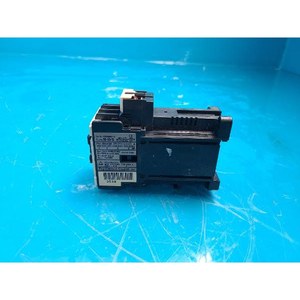 Contactor Magnético Eléctrico SC-03/G Usado Como Pieza de Repuesto para Equipos Semiconductores Legacy - Product Image 4