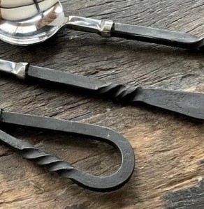 Juego de Cuchillos Medievales Forjados a Mano, Personalizados, con Hoja de Acero al Carbono con Punta de Clip, Grosor de 3 mm, Funda de Cuero - Product Image 3
