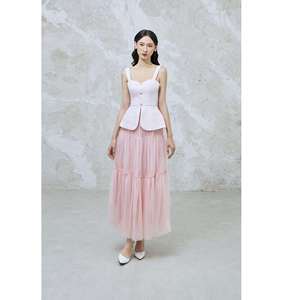 Top de mujer sin mangas con cuello cuadrado clásico, de poliéster brocado jacquard, estilo vietnamita, con tirantes de mariposa VIAN KA45 - Product Image 1