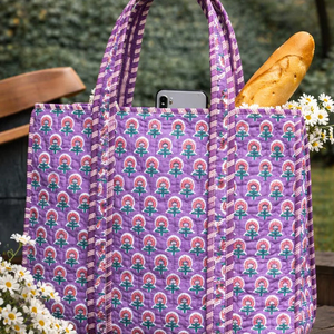 Magnifique sac fourre-tout réversible en coton matelassé, imprimé au bloc indien, de qualité supérieure, populaire, style hippie, pour le marché. - Product Image 1